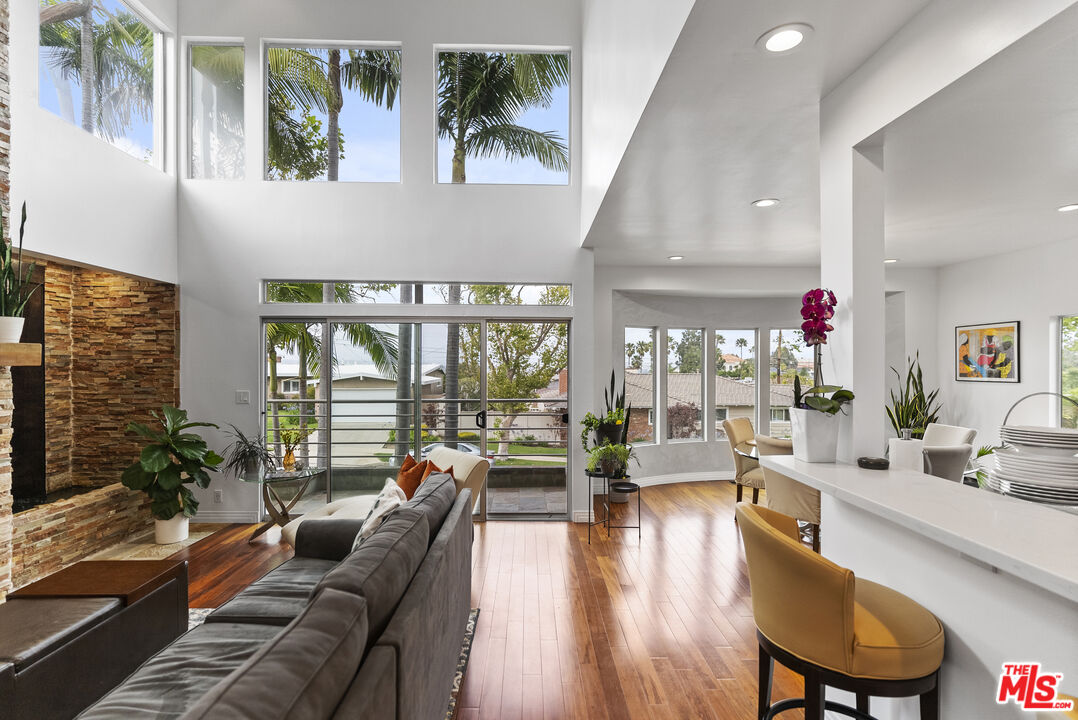 8234 Rees Street Playa del Rey, CA 90293 - Photo 2 of 52 Gallery Image 2