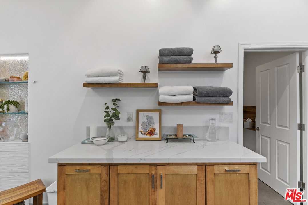 8234 Rees Street Playa del Rey, CA 90293 - Photo 26 of 52 Gallery Image 26