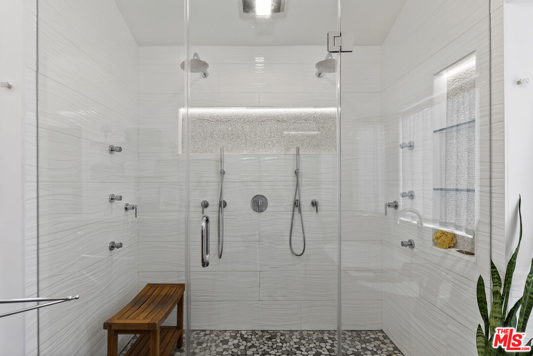8234 Rees Street Playa del Rey, CA 90293 - Photo 28 of 52 Gallery Image 28