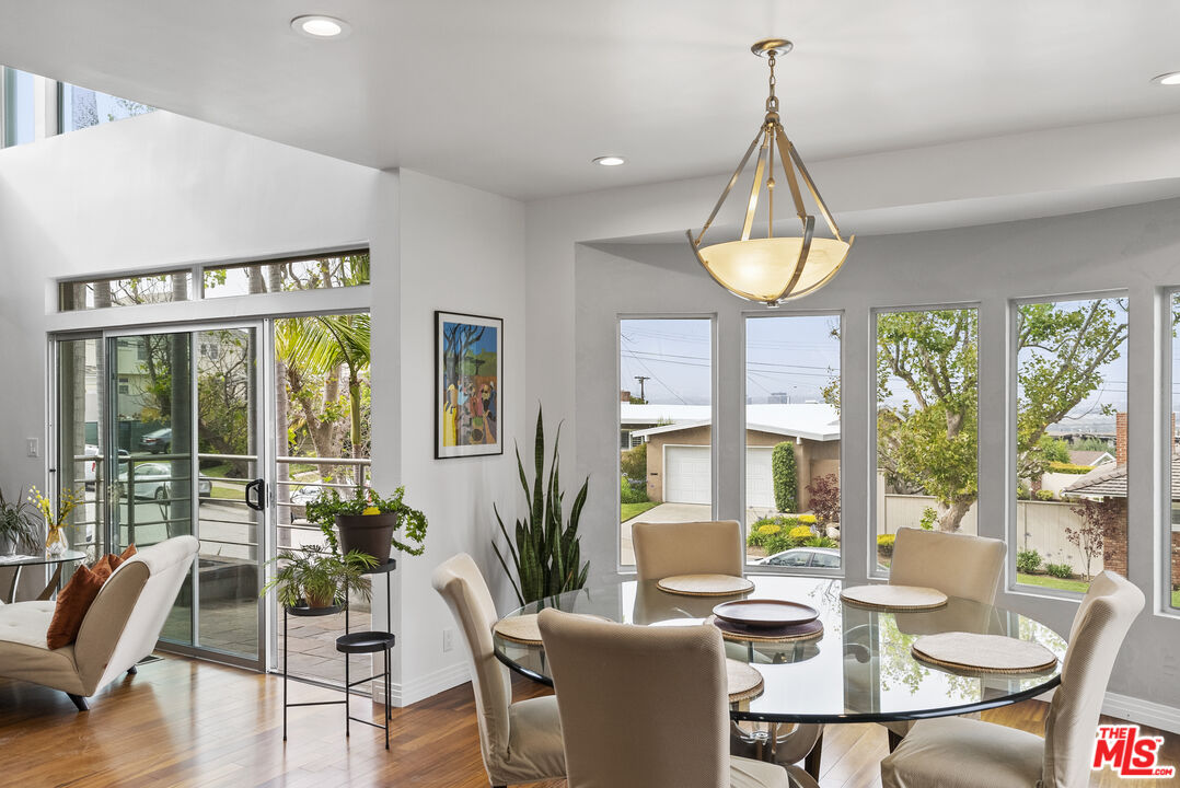 8234 Rees Street Playa del Rey, CA 90293 - Photo 4 of 52 Gallery Image 4