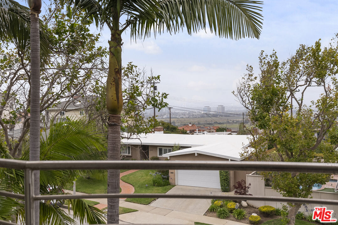 8234 Rees Street Playa del Rey, CA 90293 - Photo 48 of 52 Gallery Image 48
