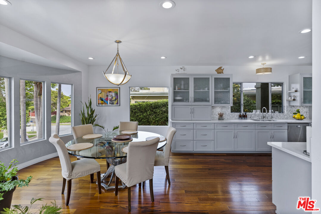 8234 Rees Street Playa del Rey, CA 90293 - Photo 9 of 52 Gallery Image 9