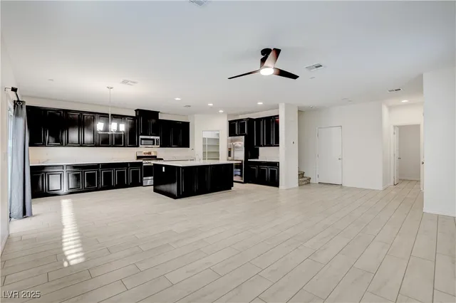 $2,475 | 7053 Noah Raven Street, North Las Vegas, NV 89084