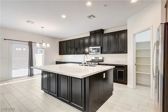 $2,475 | 7053 Noah Raven Street, North Las Vegas, NV 89084
