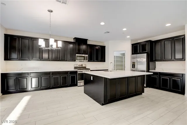 $2,475 | 7053 Noah Raven Street, North Las Vegas, NV 89084