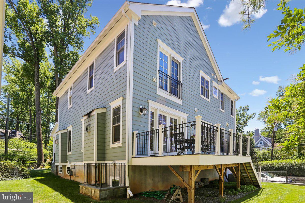 7800 Radnor Road Bethesda, MD 20817 - Photo 73 of 82 Rear Elevation