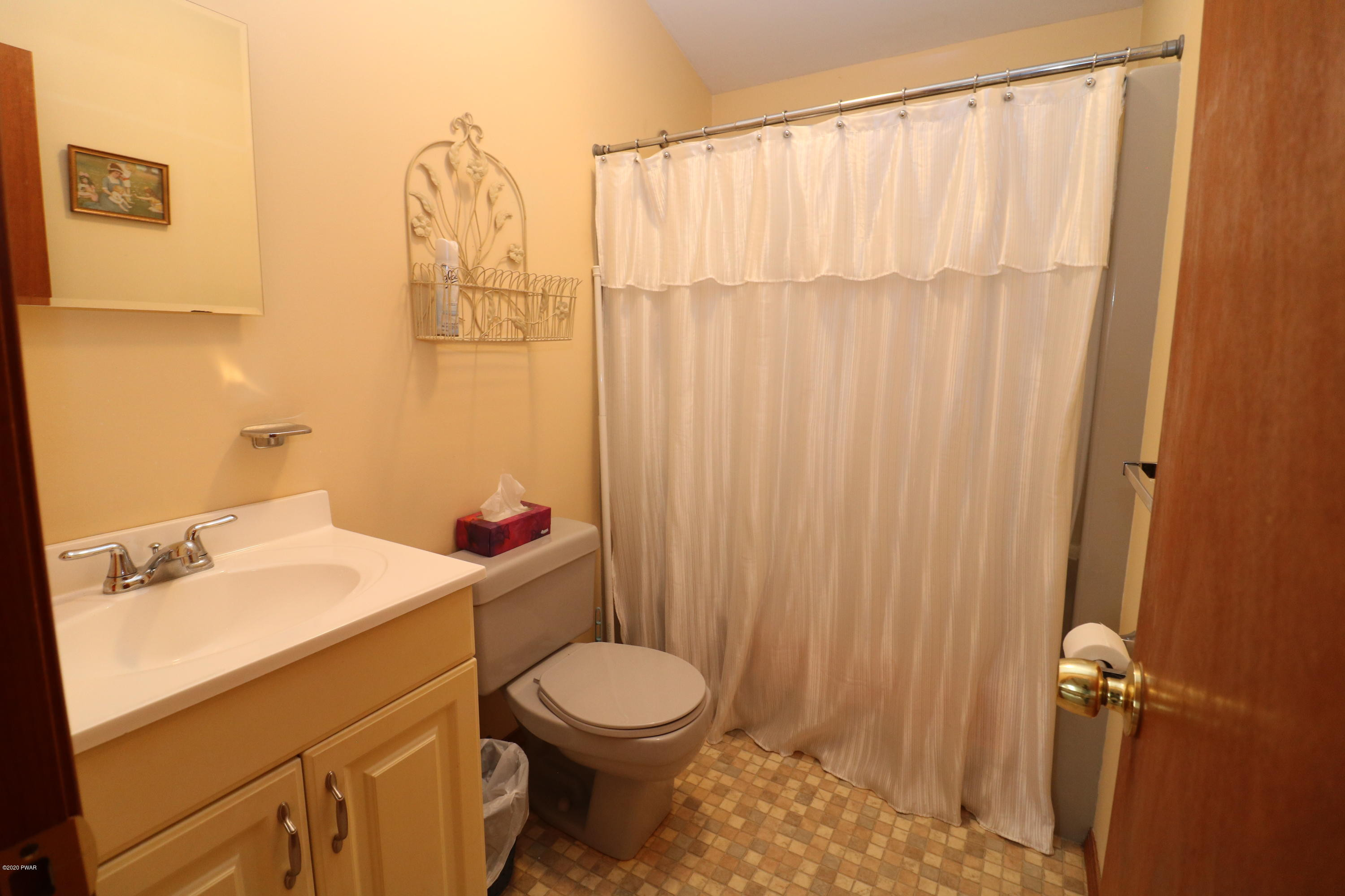 69 Rockway Road Lake Ariel, PA 18436 - Photo 20 of 34