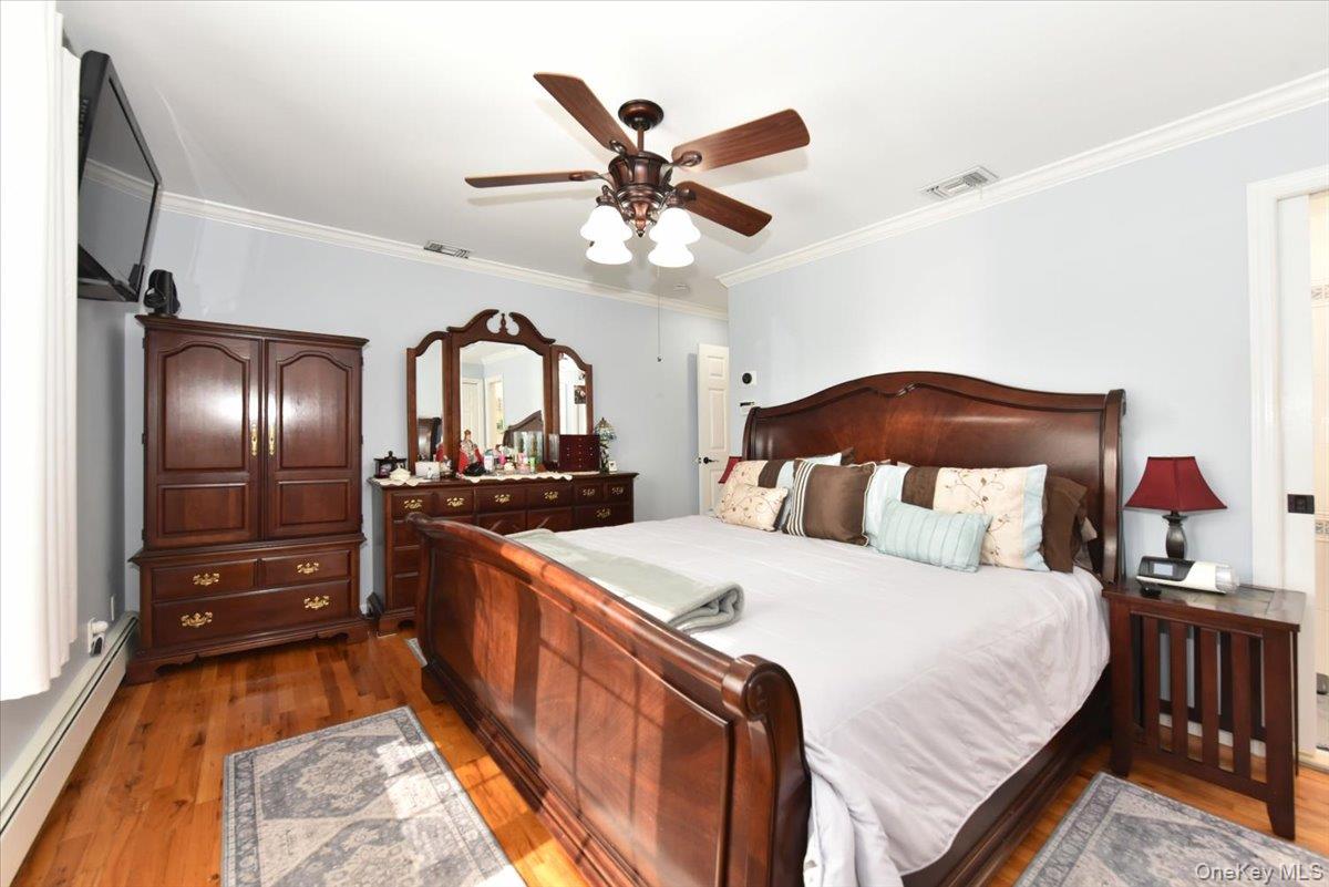 72 Narwood Road Massapequa, NY 11758 - Photo 21 of 43