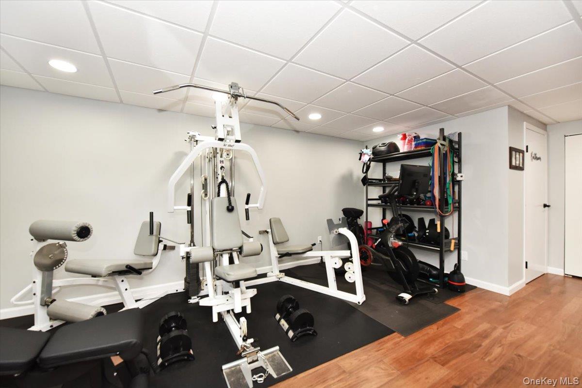 72 Narwood Road Massapequa, NY 11758 - Photo 27 of 43