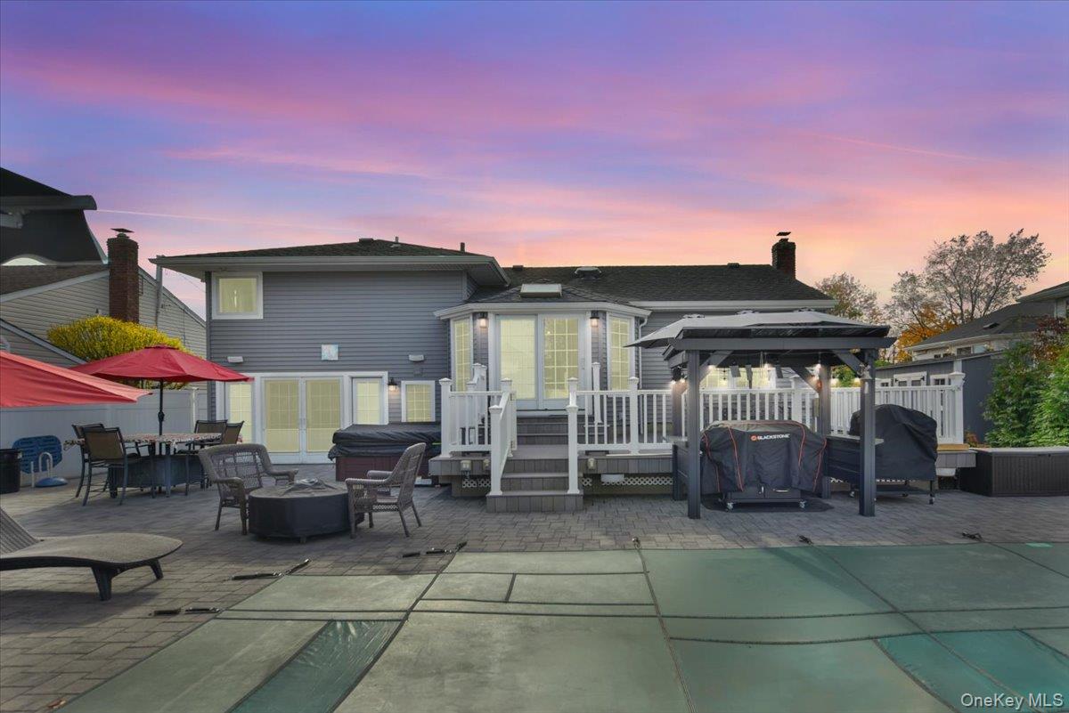 72 Narwood Road Massapequa, NY 11758 - Photo 31 of 43