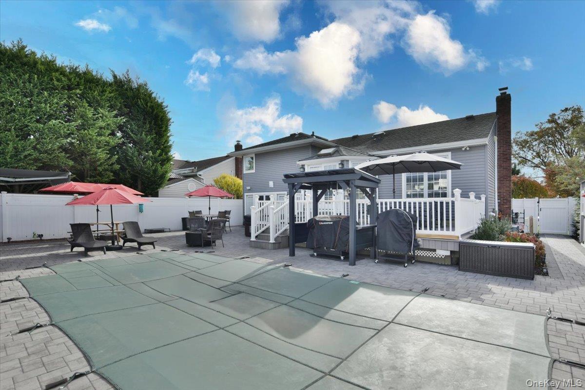 72 Narwood Road Massapequa, NY 11758 - Photo 34 of 43