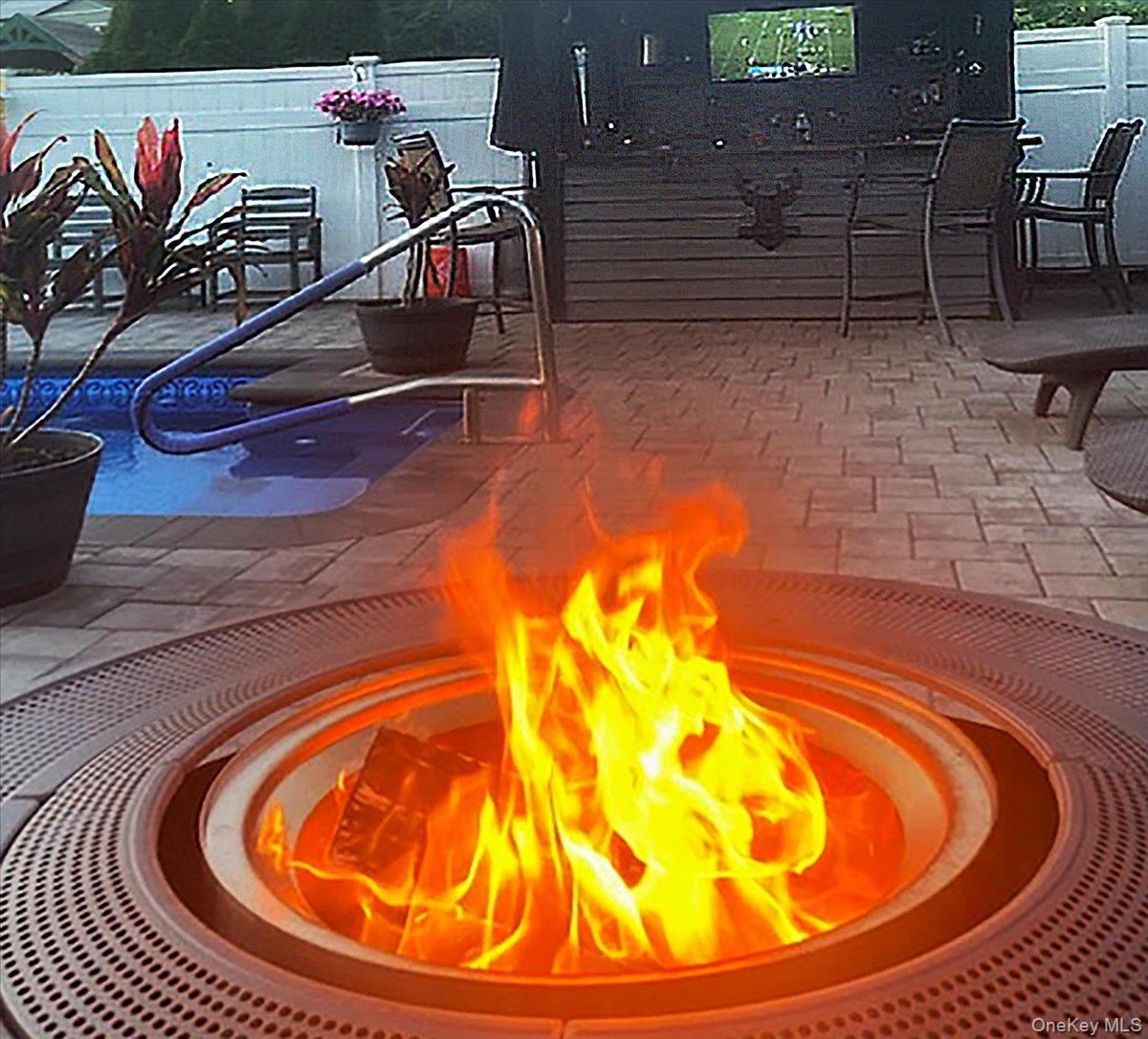 72 Narwood Road Massapequa, NY 11758 - Photo 39 of 43