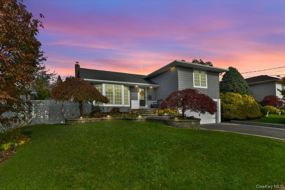 72 Narwood Road Massapequa, NY 11758 - Photo 4 of 43