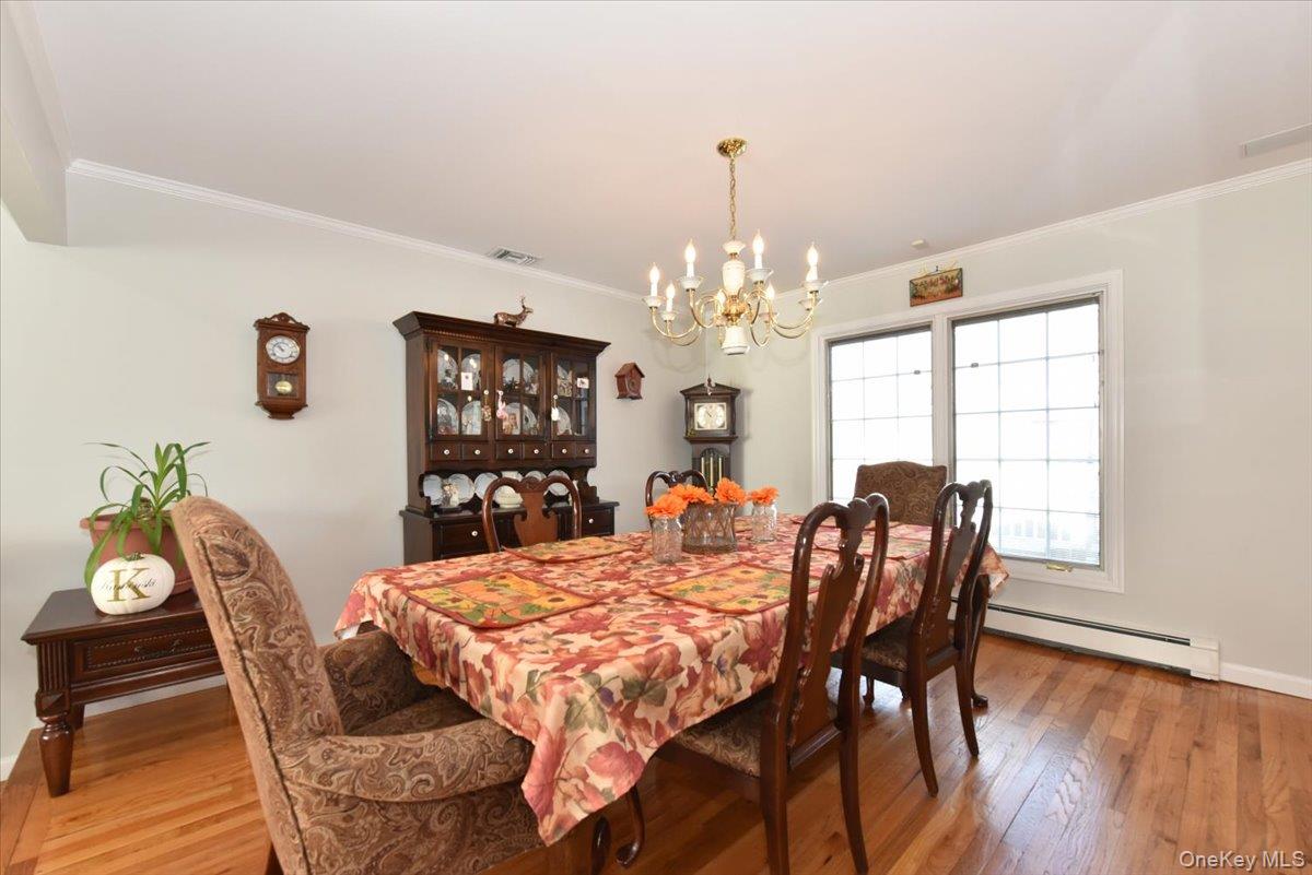 72 Narwood Road Massapequa, NY 11758 - Photo 10 of 43