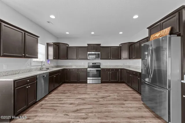 $354,900 | 204 Old Field School Lane, Jacksonville, NC 28546