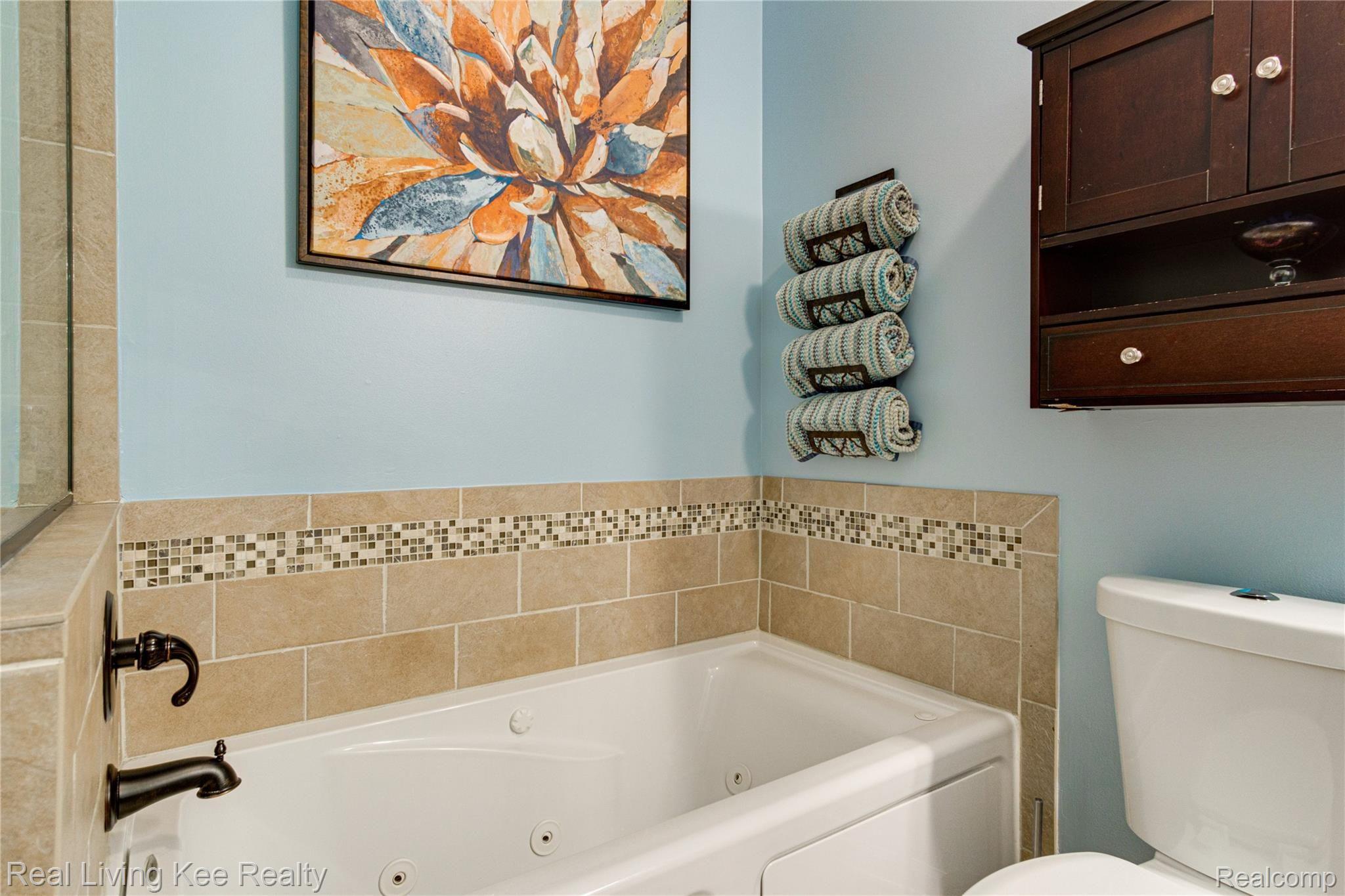 4792 Carrington Drive Rochester, MI 48306 - Photo 37 of 56 Jetted Tub for complete relaxation