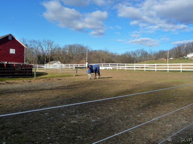 9322 Richmond Road Bangor, PA 18013 - Photo 14 of 45 Gallery Image 14