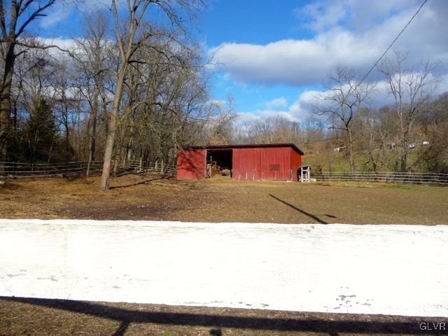 9322 Richmond Road Bangor, PA 18013 - Photo 18 of 45 Gallery Image 18
