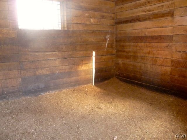 9322 Richmond Road Bangor, PA 18013 - Photo 9 of 45 Gallery Image 9