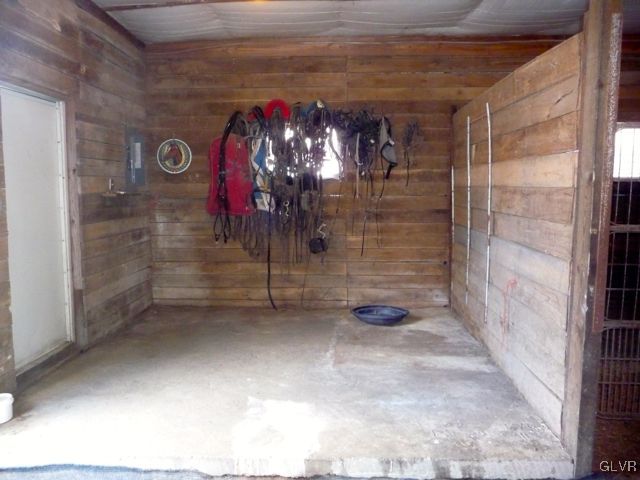 9322 Richmond Road Bangor, PA 18013 - Photo 10 of 45 Gallery Image 10
