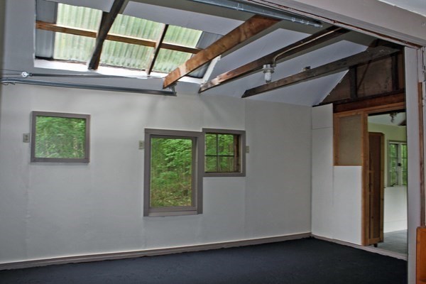 323 Pelham Road Amherst, MA 01002 - Photo 34 of 42