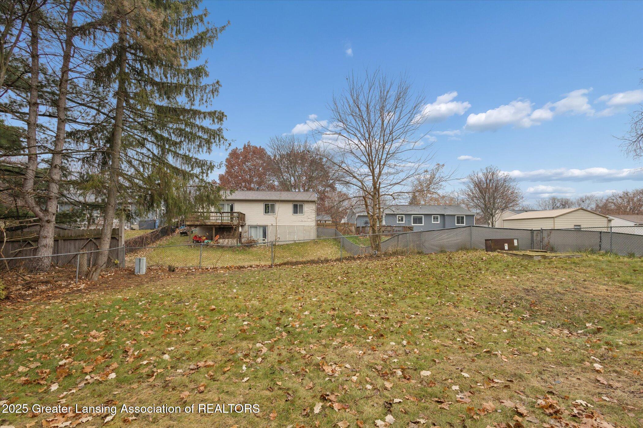 218 Raritan Road Lansing, MI 48911 - Photo 27 of 30 30-218-Raritan-Rd-Windowstill