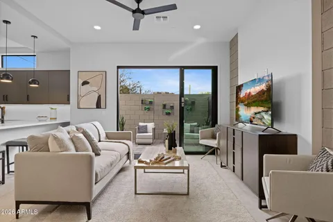 $764,900 | 377 East Windsor Avenue, Unit 13, Phoenix, AZ 85004