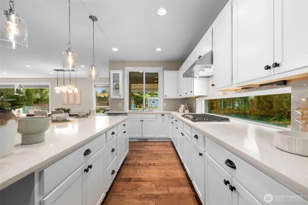 $1,200,000 | 4367 326th Avenue Northeast, Carnation, WA 98014