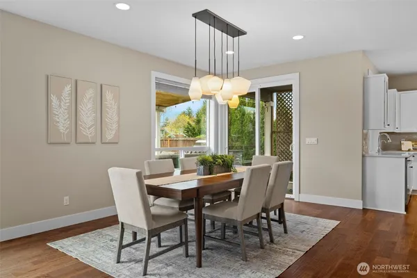 $1,200,000 | 4367 326th Avenue Northeast, Carnation, WA 98014
