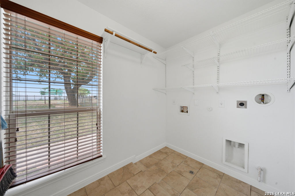 12897 La Vernia Road St. Hedwig, TX 78152 - Photo 26 of 34 a view of a small space