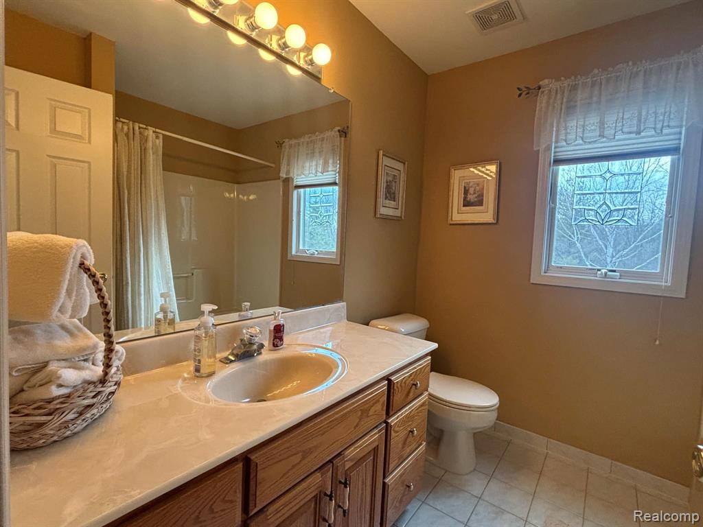 7211 Hewitt Road Jeddo, MI 48032 - Photo 14 of 49