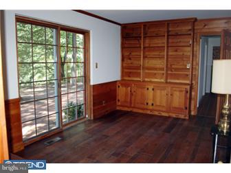 341 Beaumont Road Devon, PA 19333 - Photo 3 of 12 Office / Study