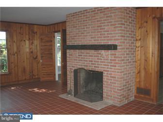 341 Beaumont Road Devon, PA 19333 - Photo 6 of 12 Family Room