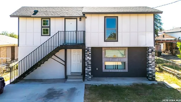 $425,000 | 826 C. Frente, Eagle Pass, TX 78852