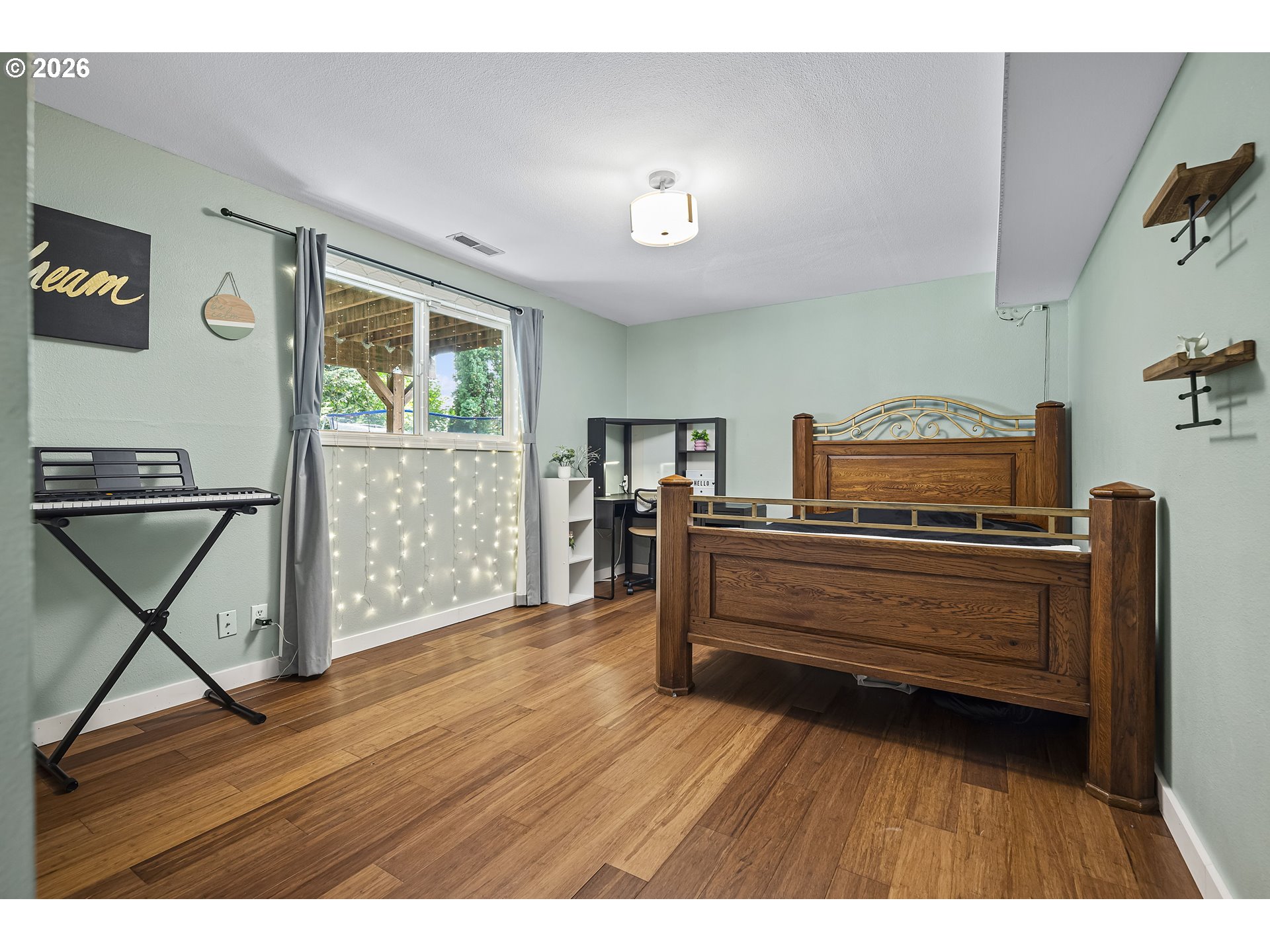 1115 Northwest 29th Avenue Camas, WA 98607 - Photo 30 of 41 Bedroom