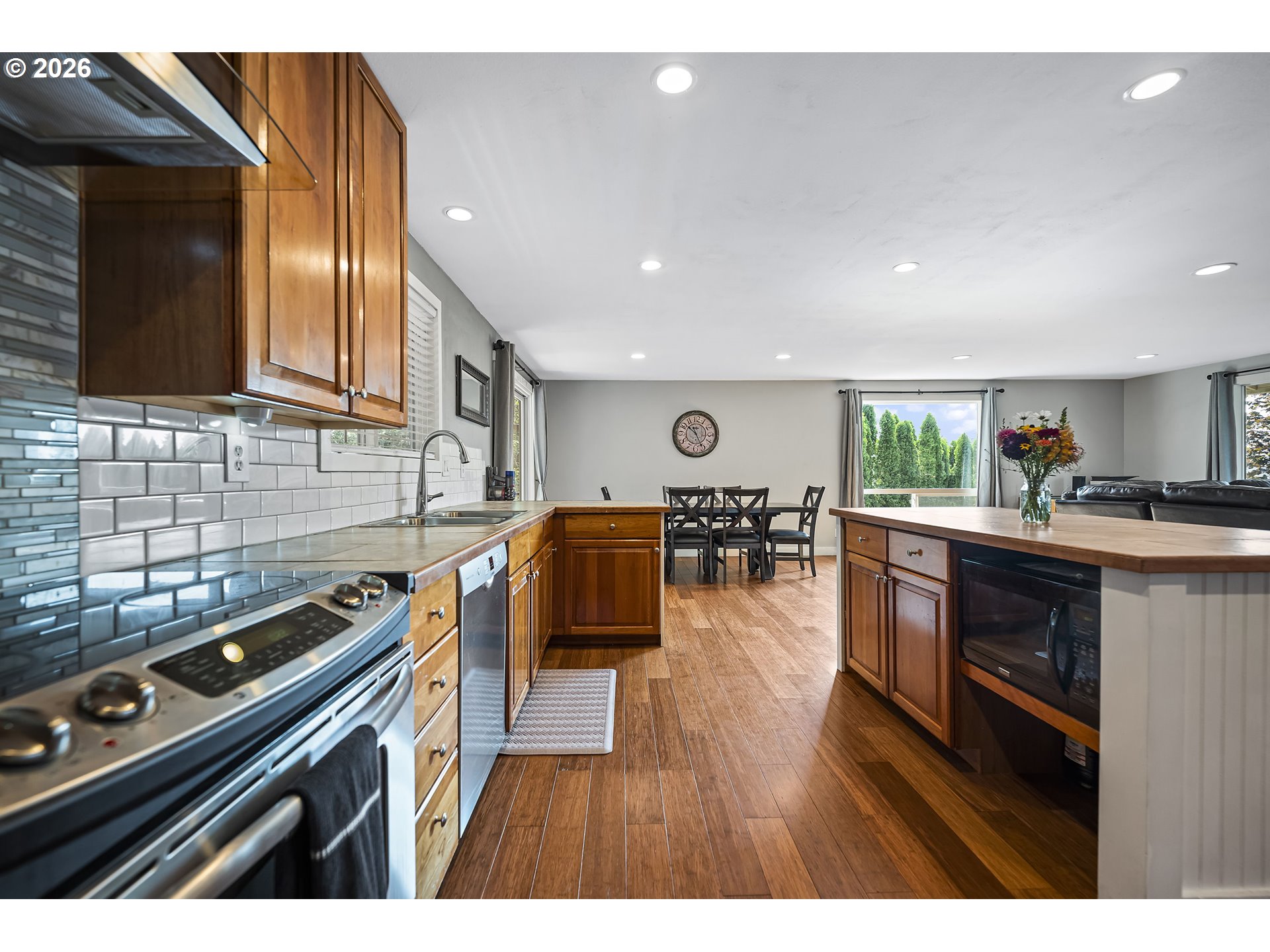 1115 Northwest 29th Avenue Camas, WA 98607 - Photo 9 of 41 Kitchen