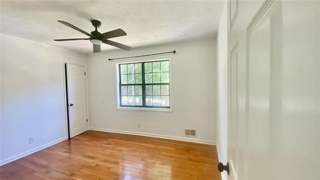 1807 Merry Oak Road Southwest Marietta, GA 30008 - Photo 10 of 21 Gallery Image 10