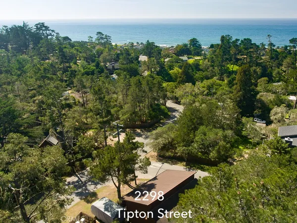 $975,000 | 2298 Tipton Street, Cambria, CA 93428