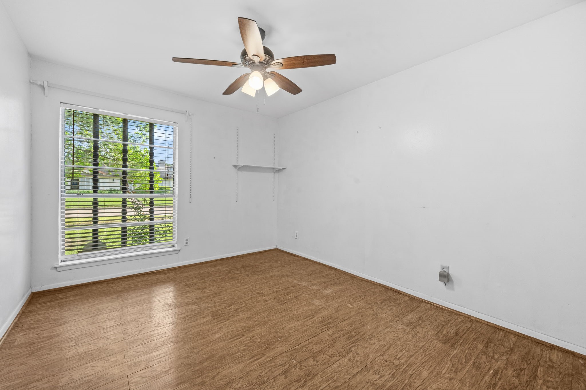 8834 Sandstone Road Houston, TX 77036 - Photo 19 of 31