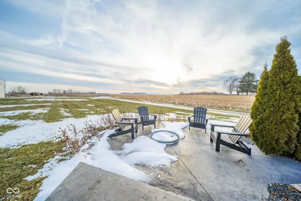 $500,000 | 1909 West County Road 600, Muncie, IN 47302