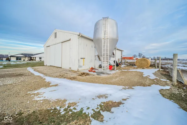 $500,000 | 1909 West County Road 600, Muncie, IN 47302