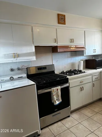 $1,200 | 10643 West Snead Drive, Sun City, AZ 85351