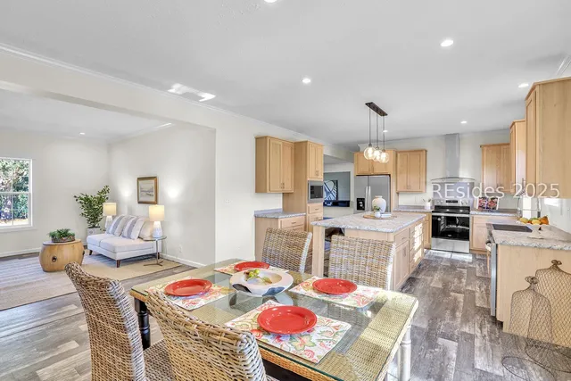 $525,000 | 13 Vine Street, Bluffton, SC 29910