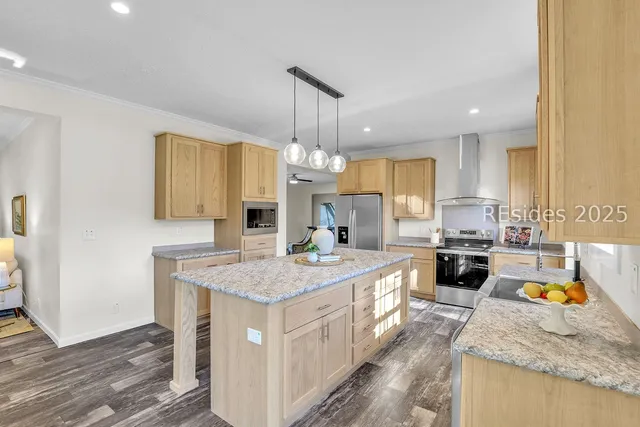 $525,000 | 13 Vine Street, Bluffton, SC 29910