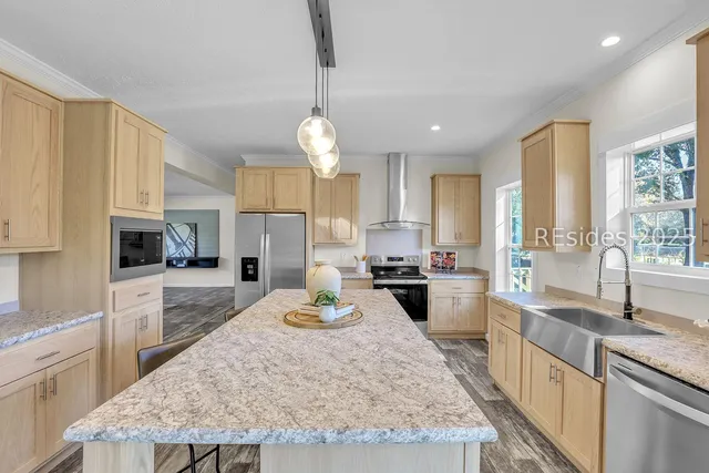 $525,000 | 13 Vine Street, Bluffton, SC 29910