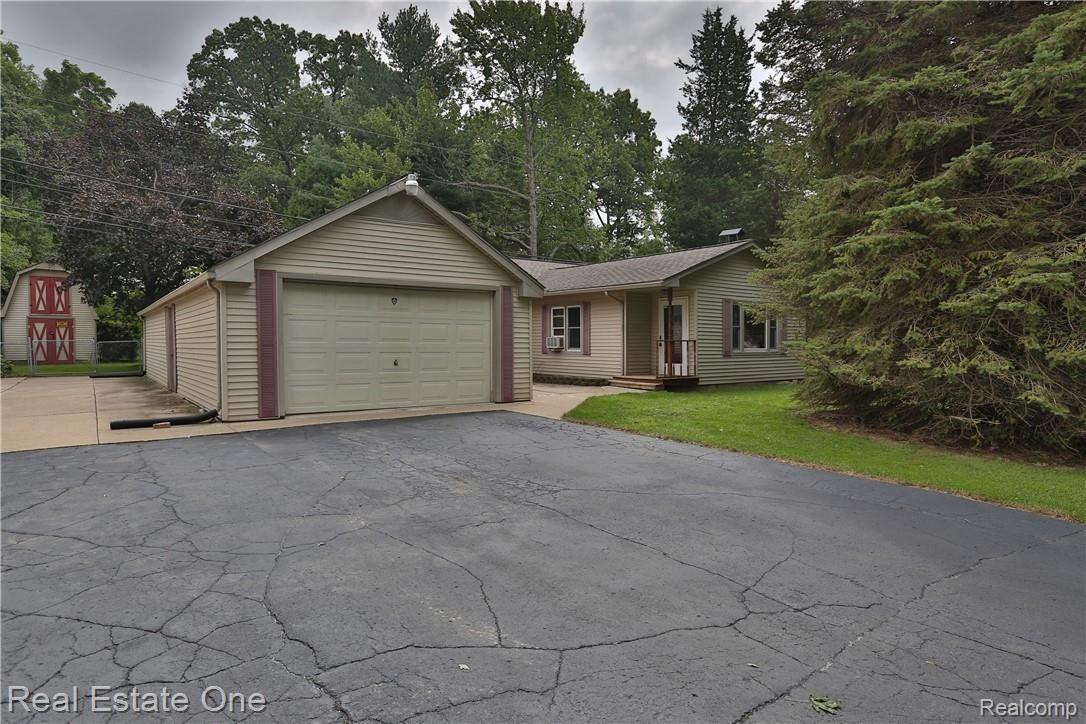 15935 Beech Daly Road Taylor, MI 48180 - Photo 7 of 23 2B8A4687.jpg