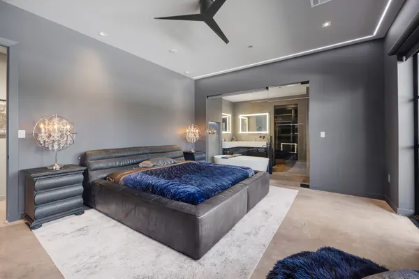 $6,950 | 908 White Street, Houston, TX 77007