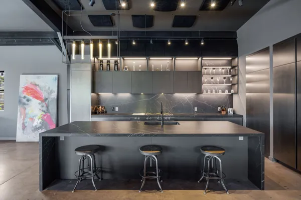 $6,950 | 908 White Street, Houston, TX 77007