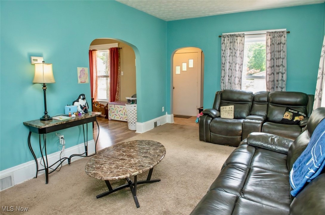 877 West Nimisila Road Akron, OH 44319 - Photo 7 of 15 Gallery Image 7