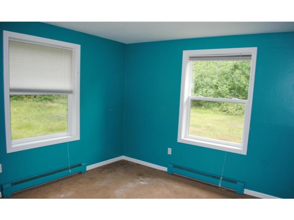 141 Batchelder Road Loudon, NH 03307 - Photo 2 of 11